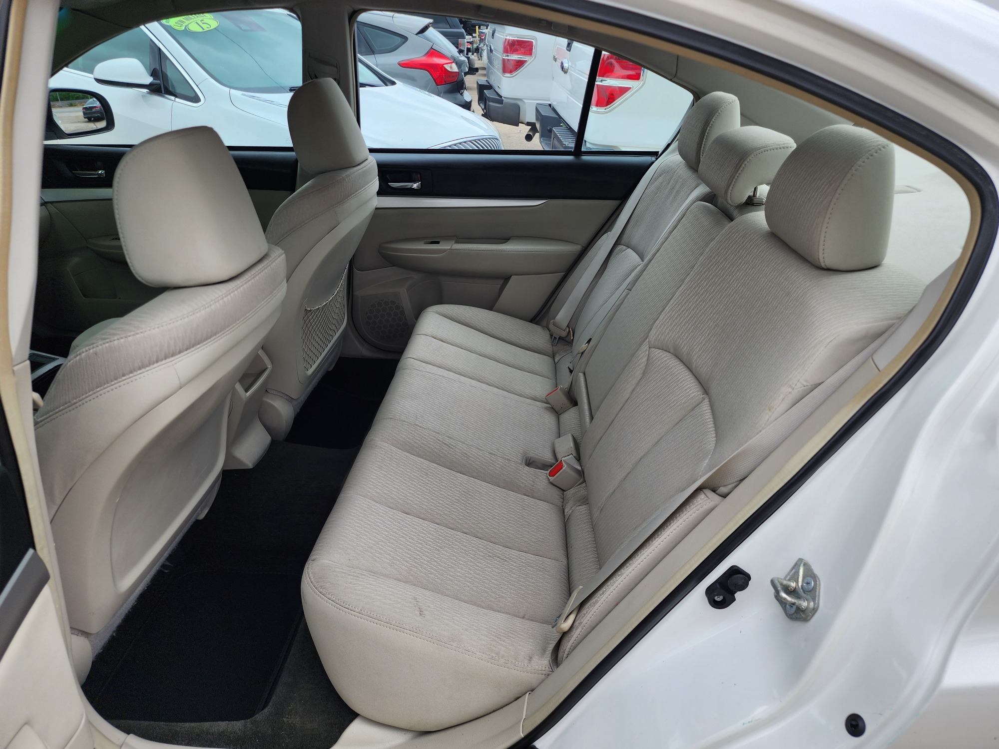 2012 DIAMOND WHITE Subaru Legacy Premium (4S3BMCB61C3) with an 2.5L H4 SOHC 16V engine, Continuously Variable Transmission transmission, located at 2660 S.Garland Avenue, Garland, TX, 75041, (469) 298-3118, 32.885387, -96.656776 - Photo #14